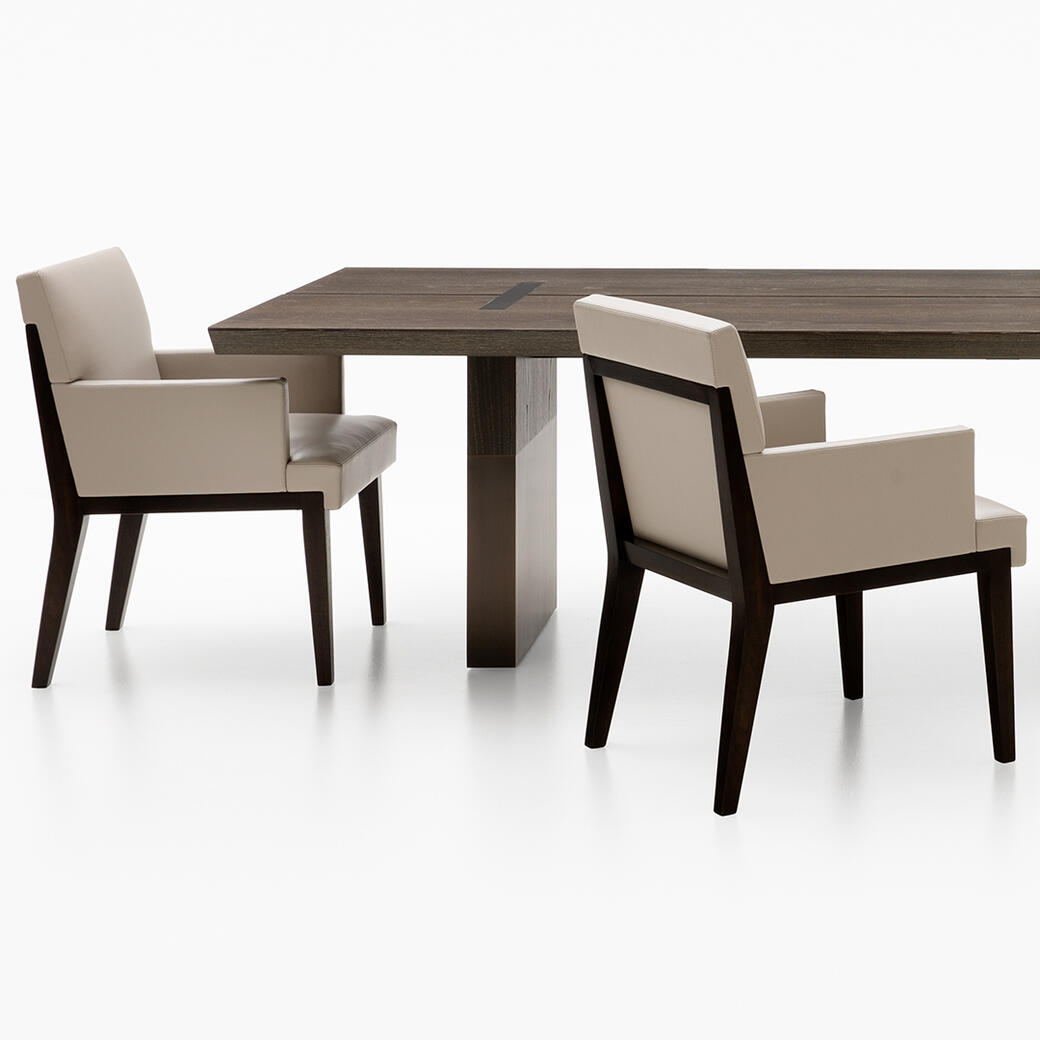 HOLLY HUNT Split Dining Table and Dining Chairs