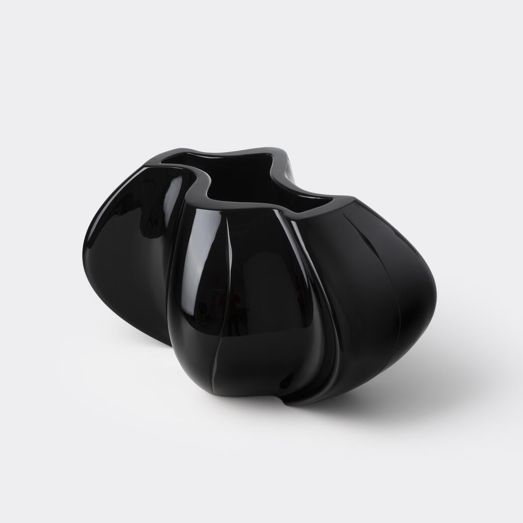 Persephone Vase, Black