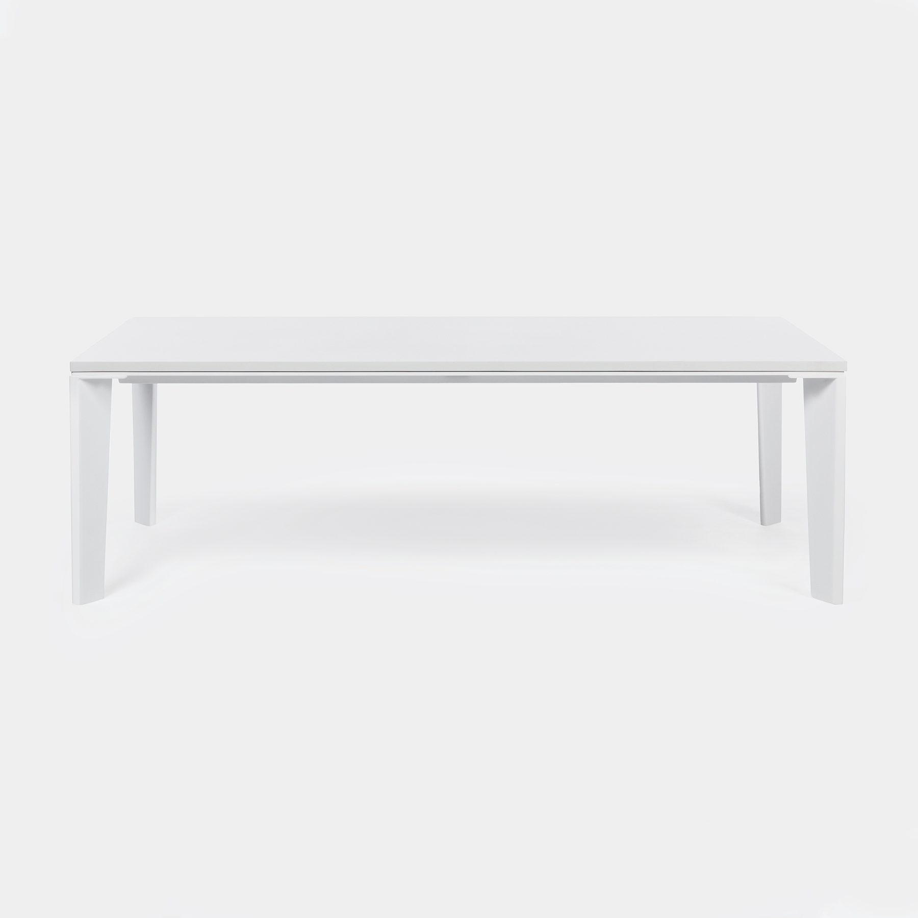 Keel Dining Table Sz 1, Pure White Top, Pearl Frame
