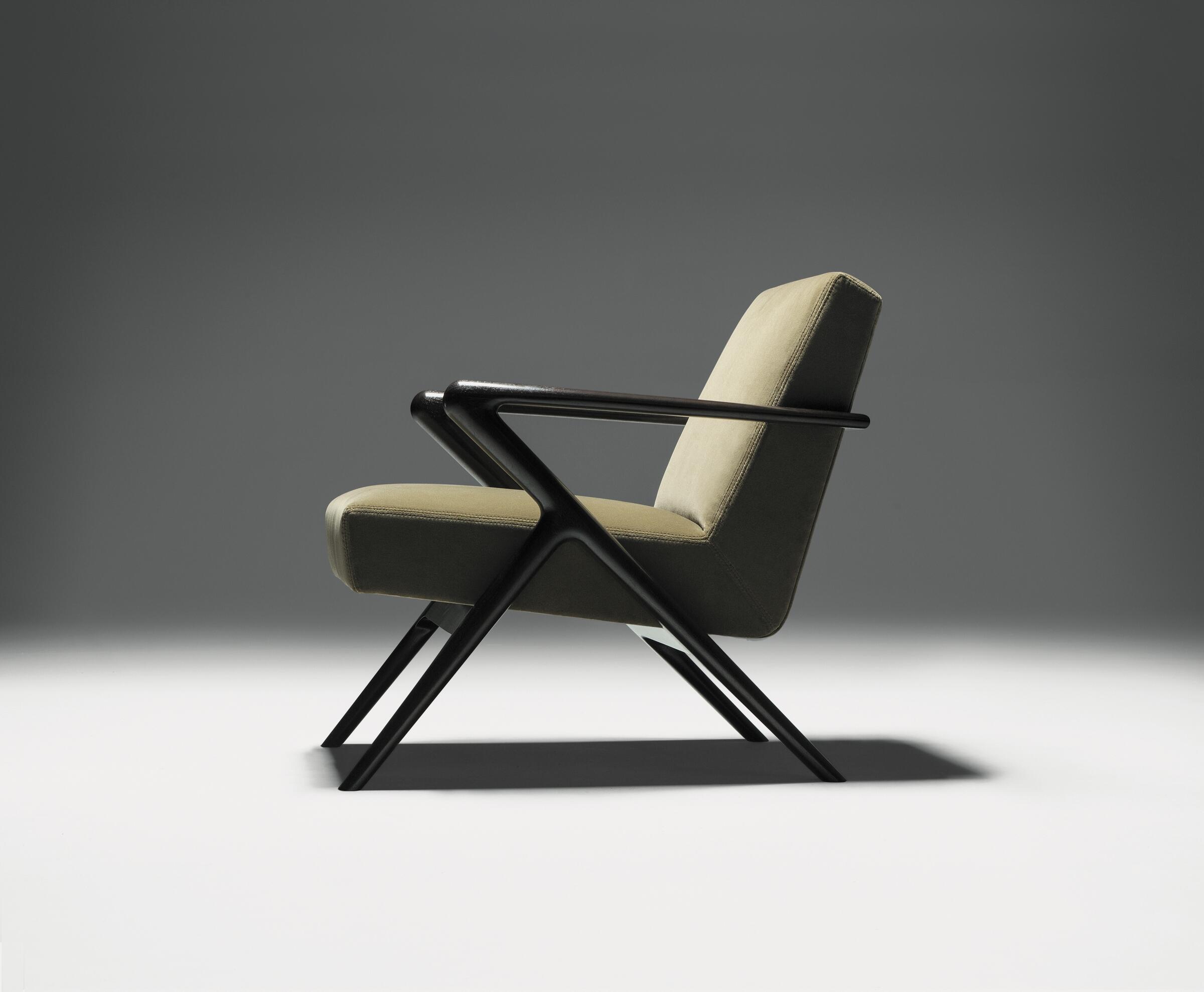Capri Lounge Chair