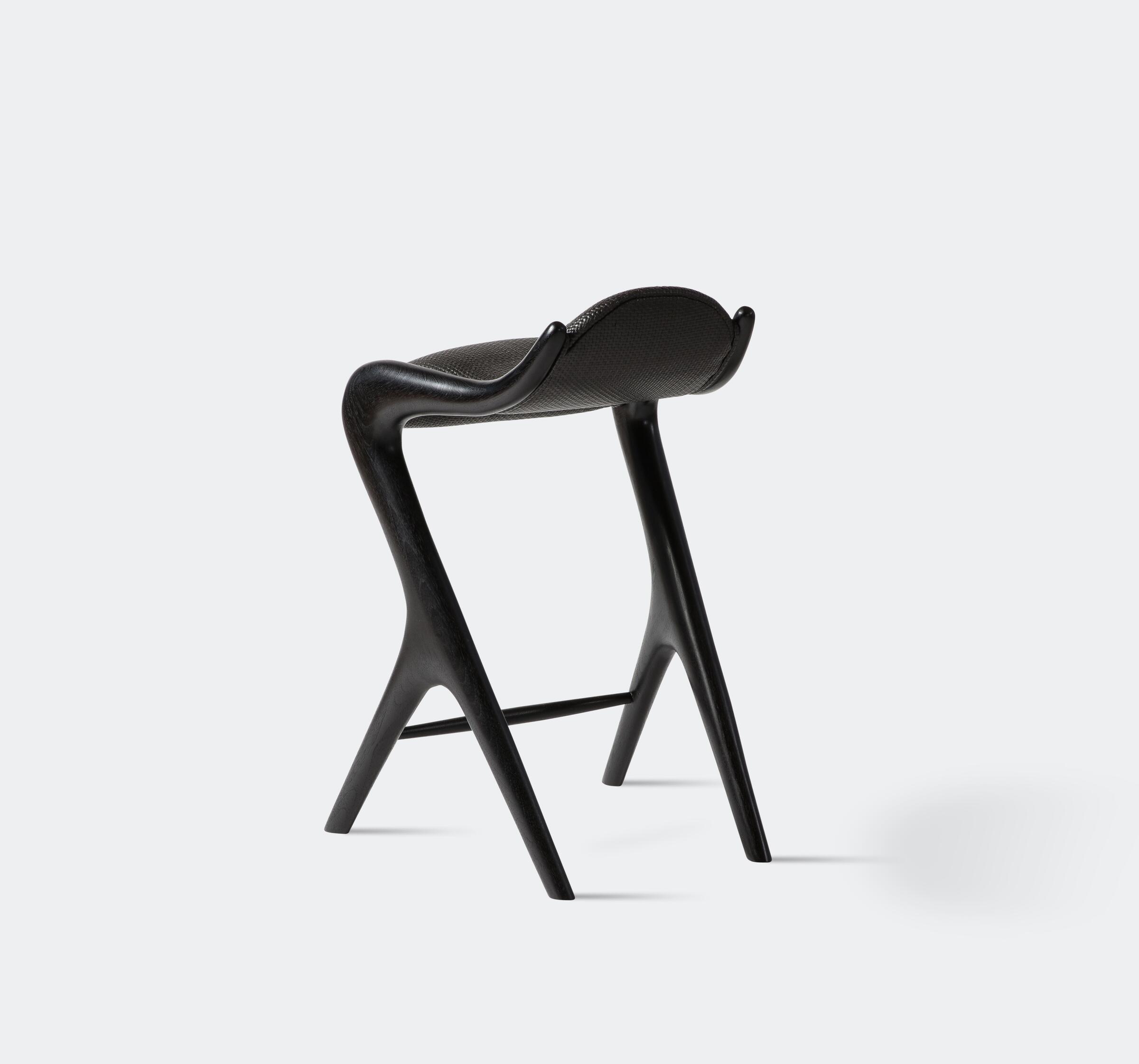 Sculpted Saddle Seat Counterstool, Walnut Midnight, Woven: Black Brown