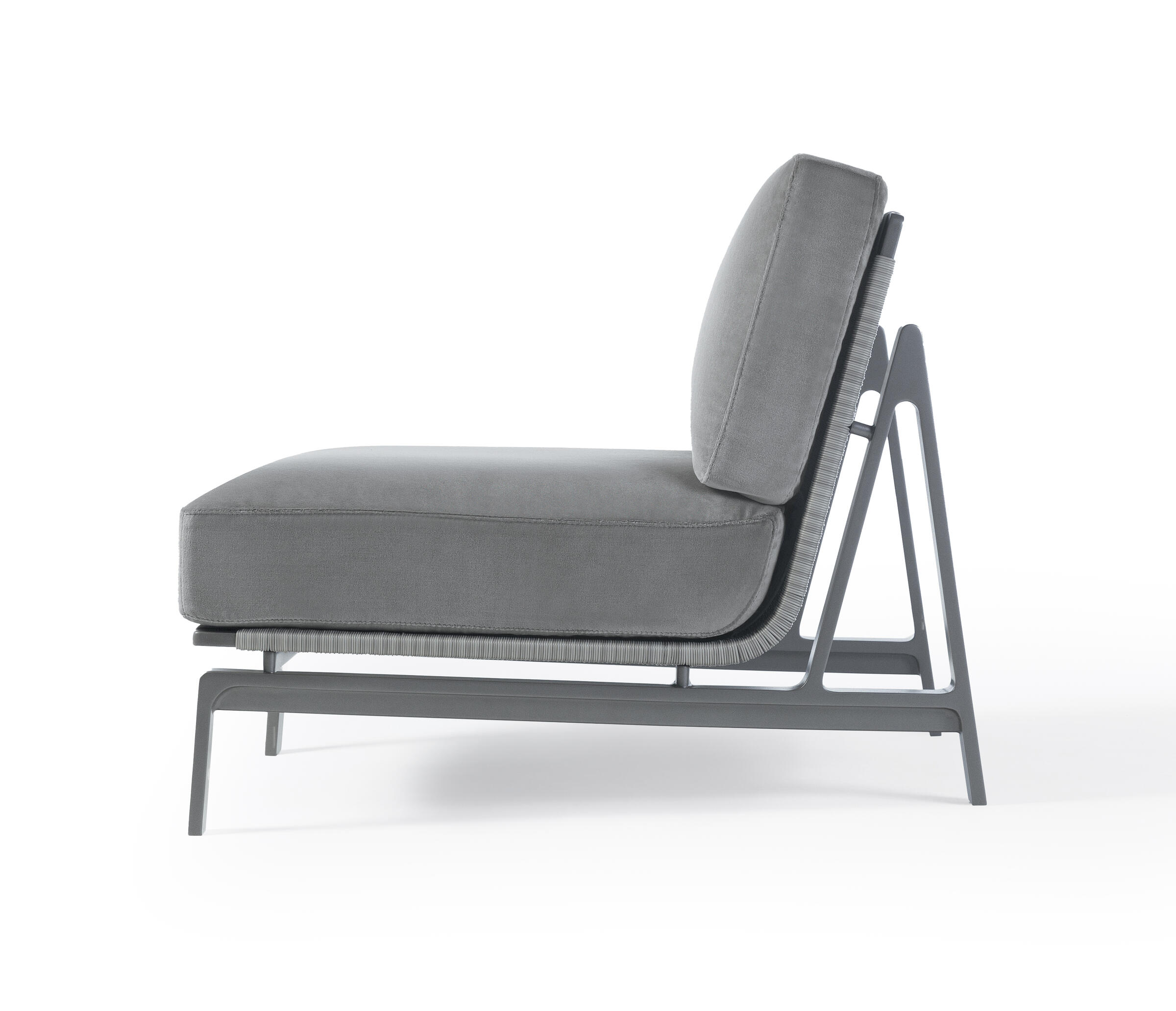 Manta Ray Lounge Chair