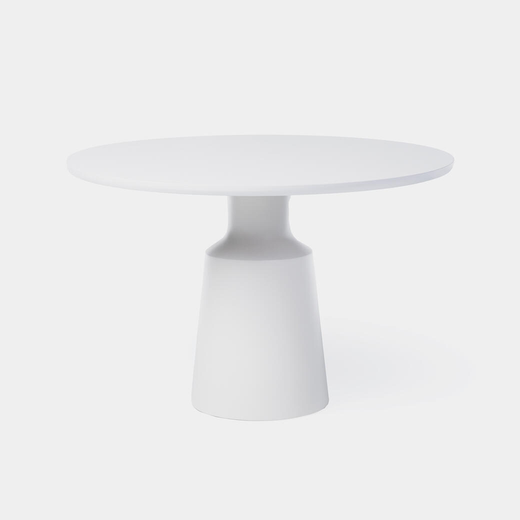 Outdoor Peso Dining Table Sz 1, Pure White Top, Polar White Base