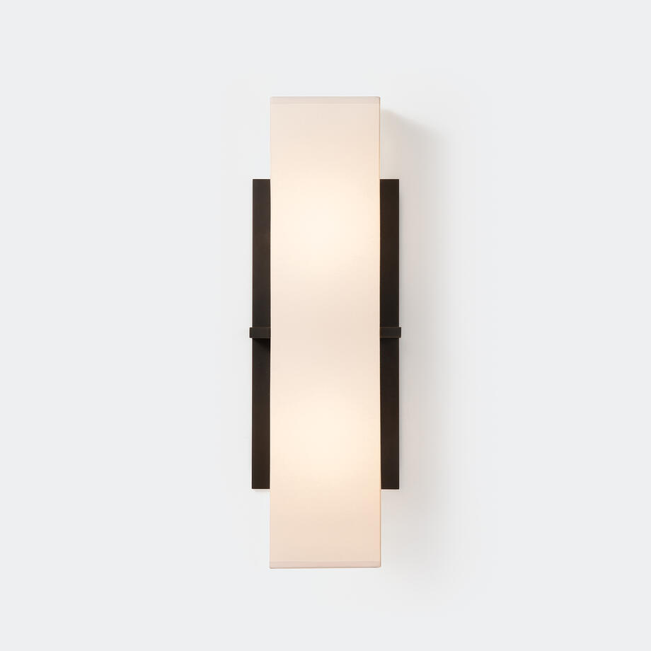 Stature Sconce