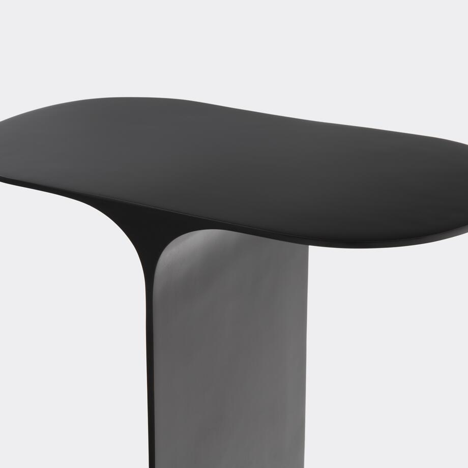 Design 4 Table, Black Marble