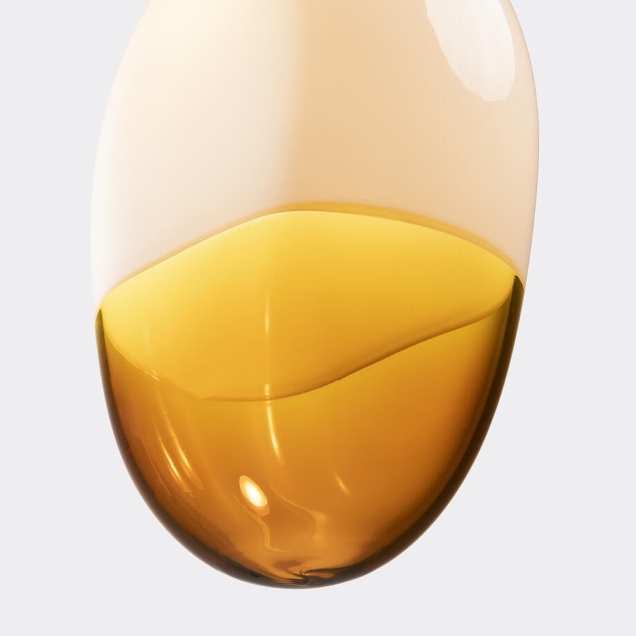 Pilule Pendant, Billiant Gold Glass, Blanc Lacquer