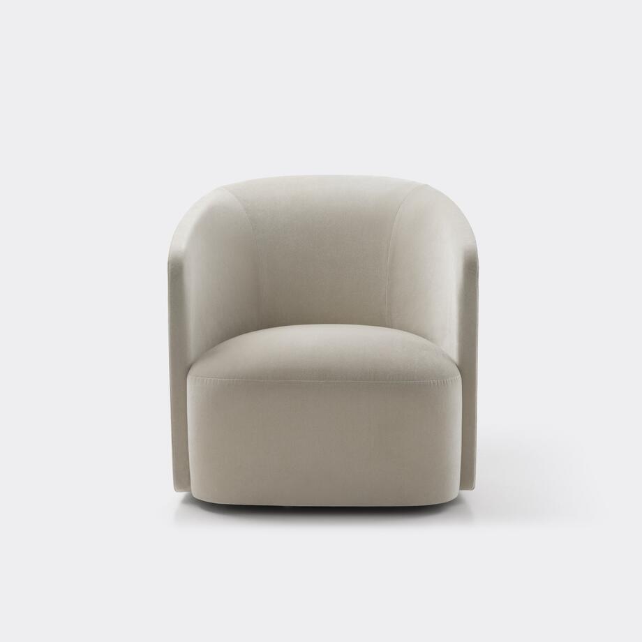 Volta Lounge Chair, 9250/33 Milano: Dew Drops, 1553/19 Cloud Nine: Soft Light